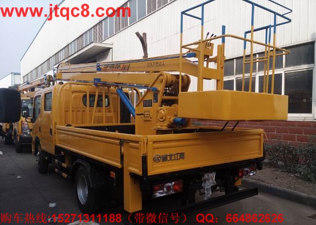 升降車(chē)加強(qiáng)違法超限超載治理刻不容緩.jpg