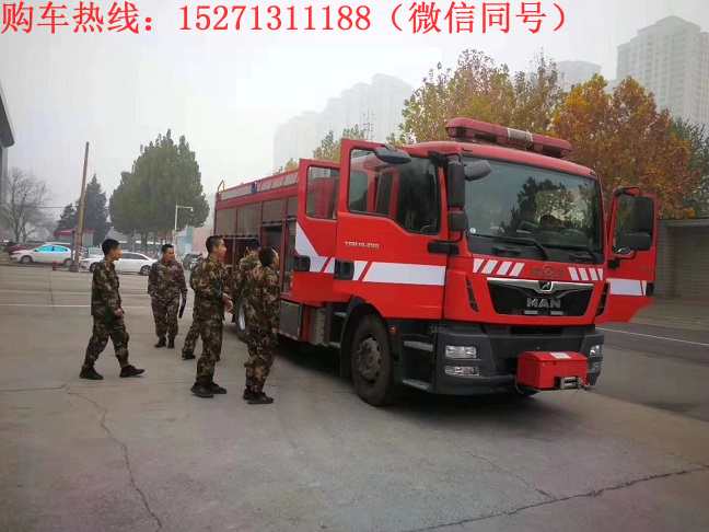 7月進口消防車單月報關17.8萬輛,開創(chuàng)了歷史新高,同時關稅下調(diào)的利好也刺激進口消防車銷量重回正軌,歐系和日系受益最為明顯。