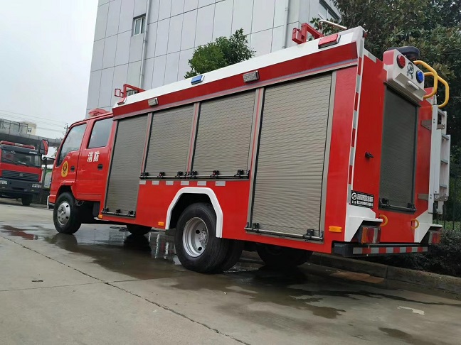 重慶五十鈴小型消防車價(jià)格廠家直銷