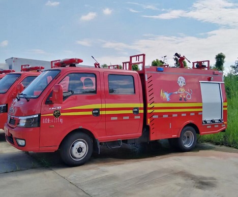 東風途逸雙排1噸水罐消防車|小型消防車