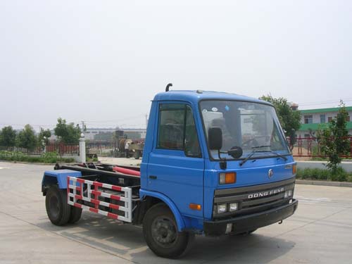 東風輕卡(多利卡)拉臂式垃圾運輸車