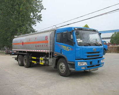解放悍威化工液體運(yùn)輸車(chē)(CA1253)