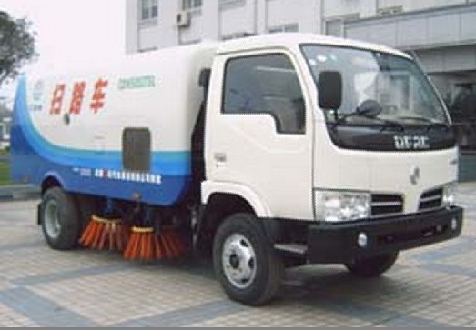 東風(fēng)多利卡掃路車(chē)