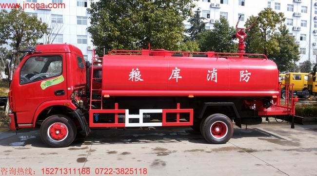 東風(fēng)大多利卡消防水車(6-8T)